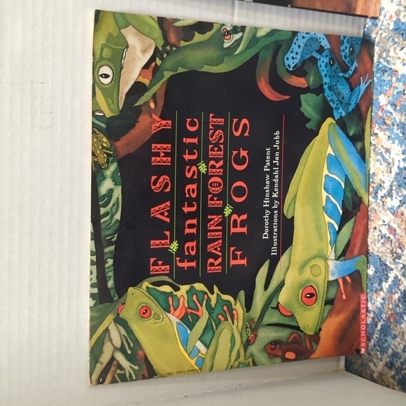 Scholastic Misc. Authors Animal Themed PB Book Set of 4 Used Books - Picture 4 of 10